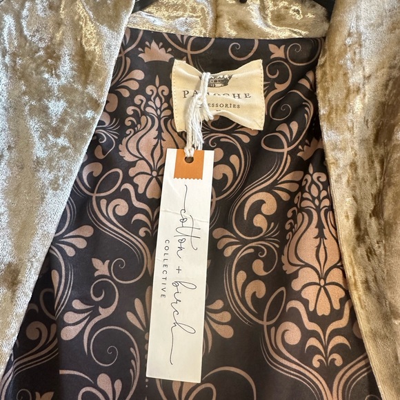 Panache Velvet Duster - Picture 3 of 6